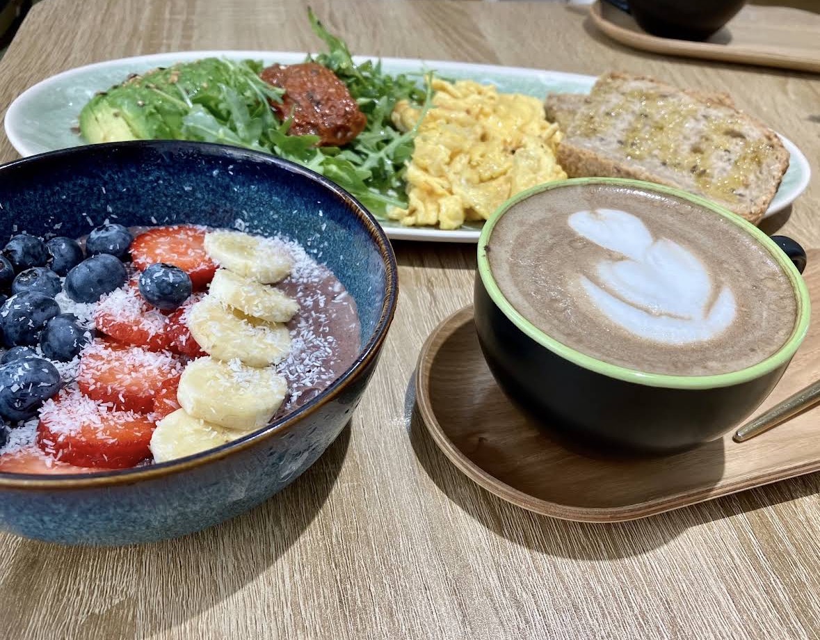 Fresh açaí bowl with seasonal fruits